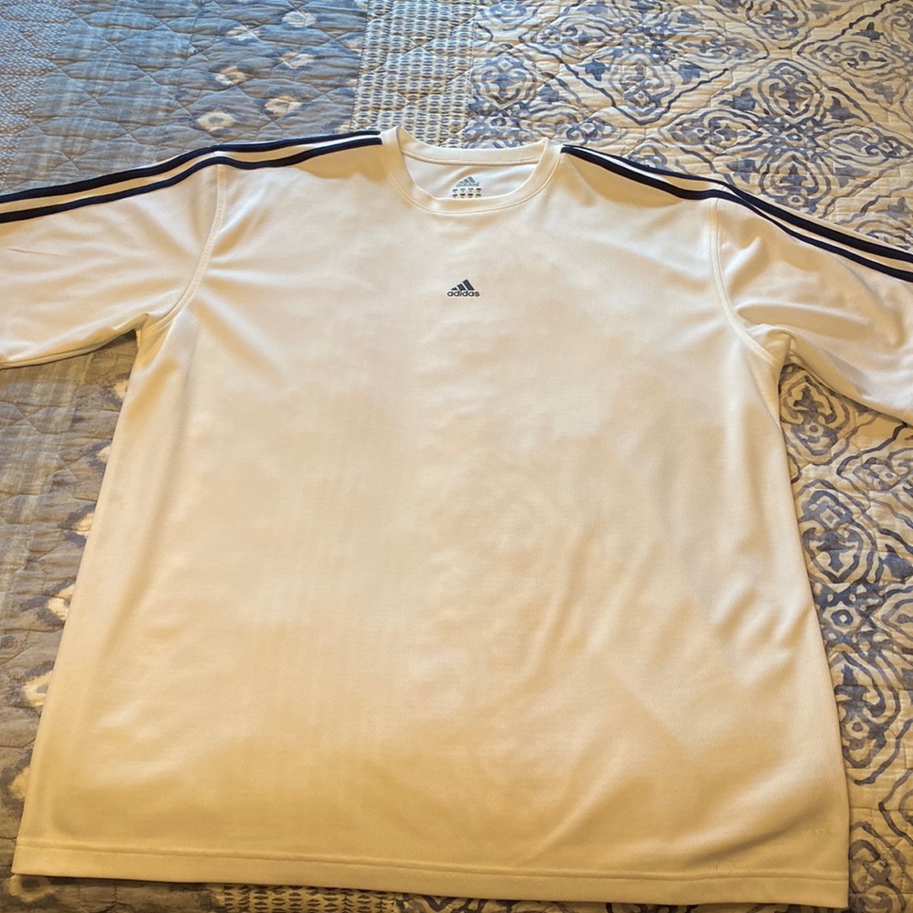 Adidas men’s shirt